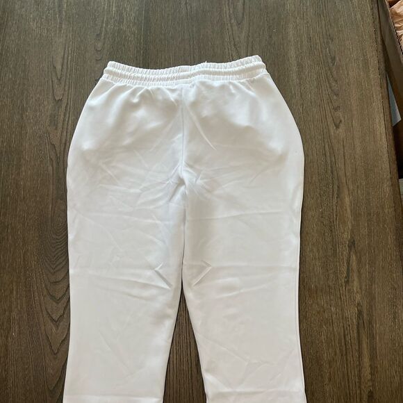 NWOT Guess White Cropped Jogger Sweatpants Size M - Picture 7 of 9